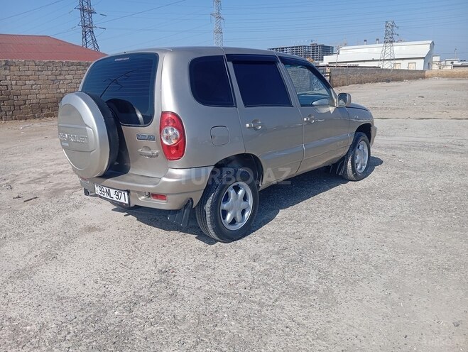 Chevrolet Niva 2007, 200,000 km - 1.7 l - Sumqayıt