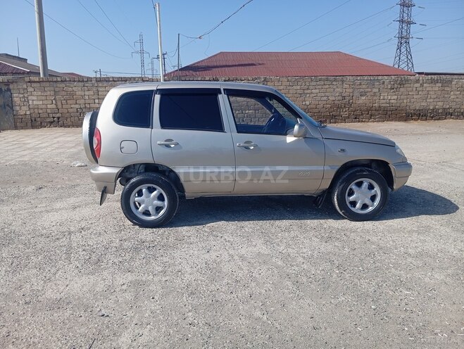 Chevrolet Niva 2007, 200,000 km - 1.7 l - Sumqayıt