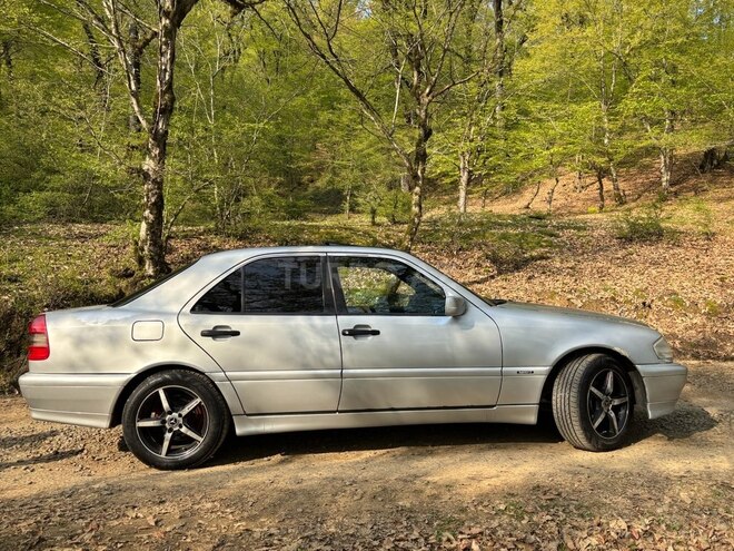 Mercedes C 180 1995, 452,398 km - 1.8 l - Lənkəran