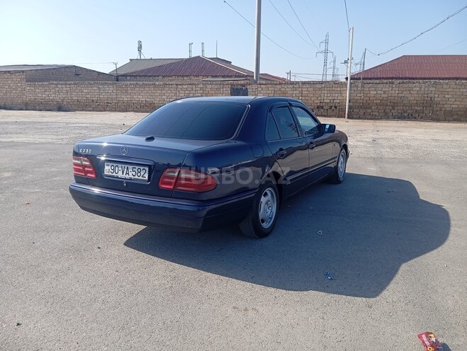 Mercedes E 230 1996, 300,000 km - 2.3 l - Sumqayıt