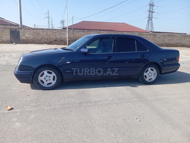 Mercedes E 230 1996, 300,000 km - 2.3 l - Sumqayıt