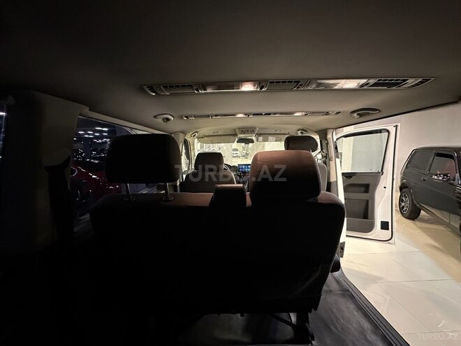 Volkswagen Multivan 2012, 273,500 km - 2.0 л - Bakı