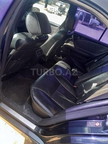 Mercedes E 320 2000, 180,000 km - 3.2 l - Bakı