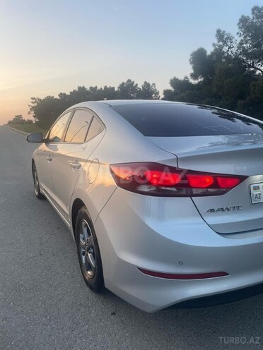Hyundai Avante 2015, 128,000 km - 1.6 л - Bakı