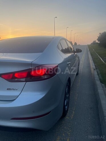 Hyundai Avante 2015, 128,000 km - 1.6 л - Bakı