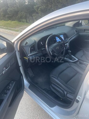 Hyundai Avante 2015, 128,000 km - 1.6 л - Bakı