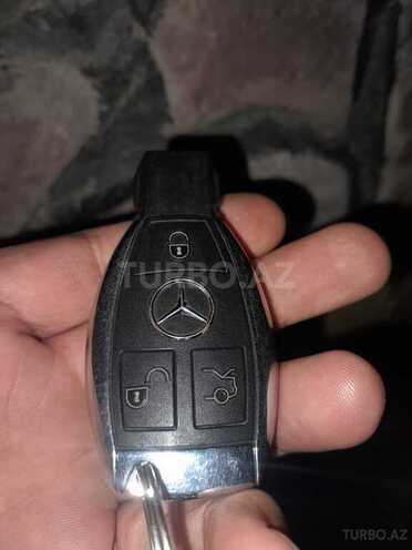 Mercedes E 240 1999, 223,000 km - 2.4 l - Salyan