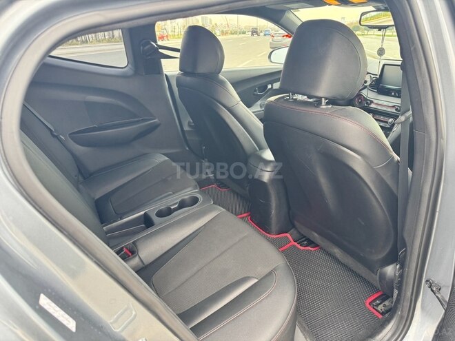 Hyundai Veloster 2019, 31,000 km - 2.0 l - Bakı