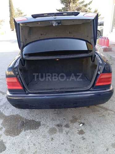 Mercedes E 280 1998, 260,000 km - 2.8 l - Bakı