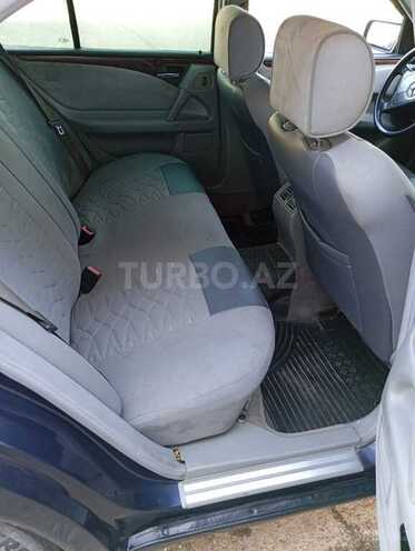 Mercedes E 280 1998, 260,000 km - 2.8 l - Bakı
