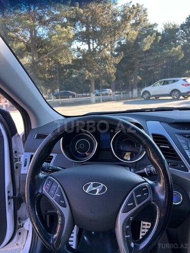 Hyundai Avante 2014, 180,000 km - 1.6 l - Sumqayıt
