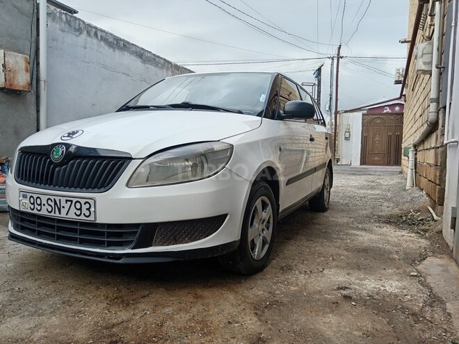 Skoda Fabia 2012, 300,000 km - 1.2 l - Bakı