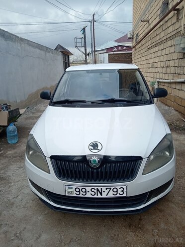 Skoda Fabia 2012, 300,000 km - 1.2 l - Bakı