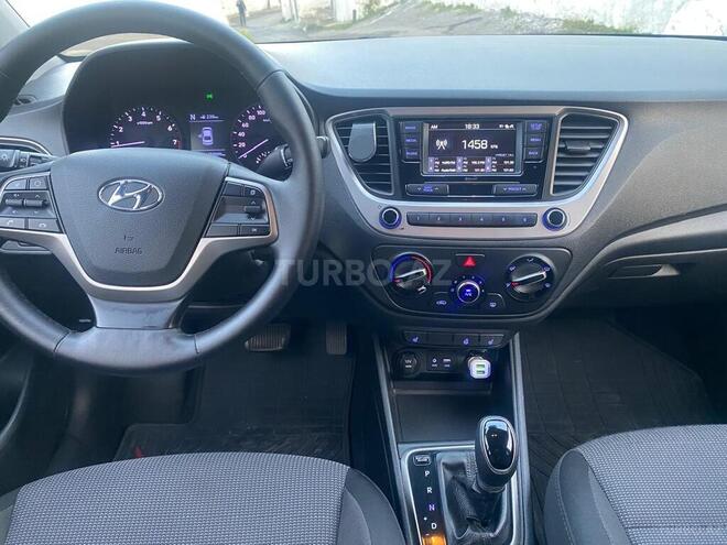 Hyundai Accent 2018, 158,000 km - 1.6 l - Bakı