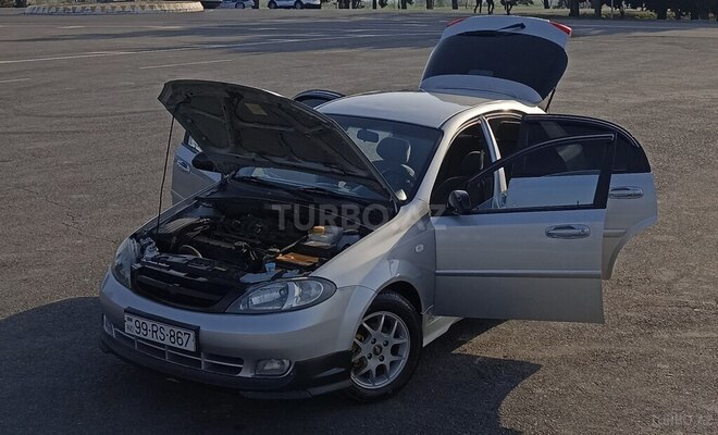 Chevrolet Lacetti 2007, 350,000 km - 1.6 l - Qax