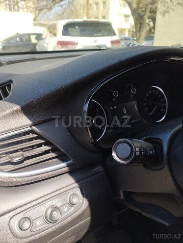 Opel Mokka 2019, 92,600 km - 1.4 l - Bakı