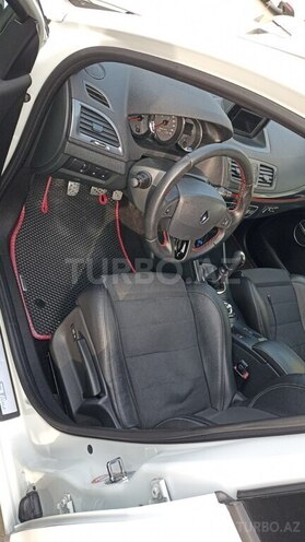 Renault  2012, 260,000 km - 1.5 л - Bakı