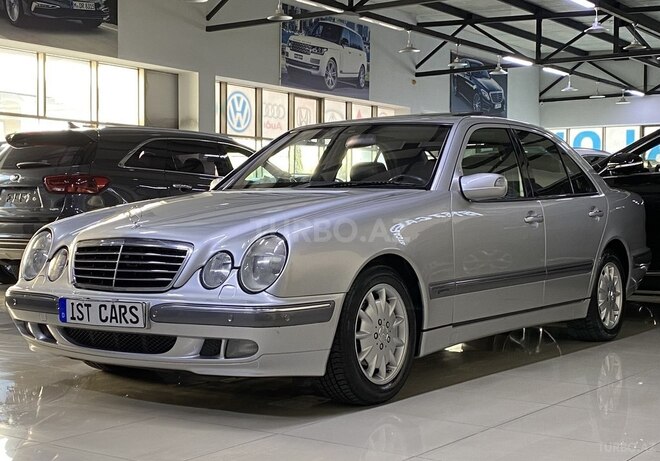Mercedes E 240 2001, 326,000 km - 2.4 l - Sumqayıt