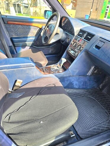 Mercedes C 200 1994, 243,554 km - 2.0 l - Lənkəran