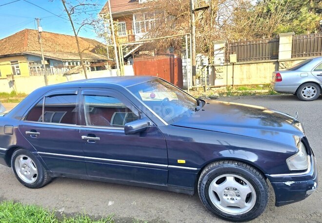 Mercedes C 200 1994, 243,554 km - 2.0 l - Lənkəran