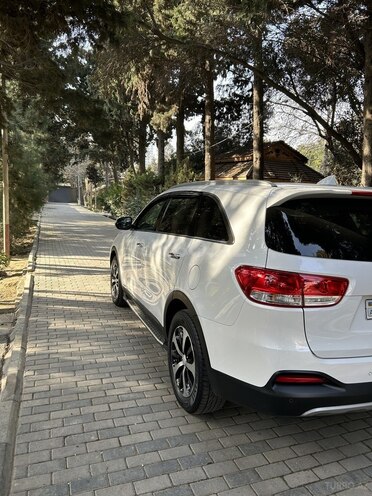 Kia Sorento-11