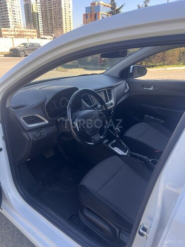 Hyundai Accent 2019, 99,500 km - 1.6 l - Bakı