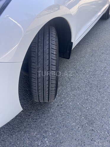Hyundai Accent 2019, 99,500 km - 1.6 l - Bakı