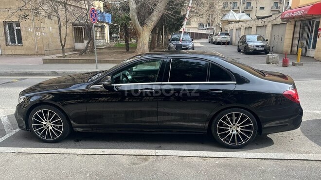 Mercedes E 200 2018, 140,618 km - 2.0 l - Bakı