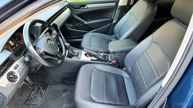 Volkswagen Passat 2020, 101,500 km - 2.0 л - Bakı