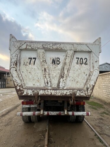 HOWO Sinotruk 2011, 300,000 km - 9.7 l - Bakı