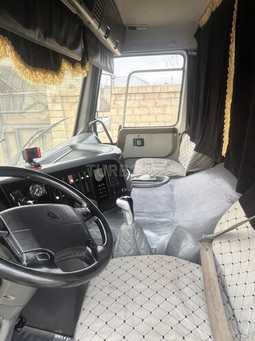 HOWO Sinotruk 2011, 300,000 km - 9.7 l - Bakı