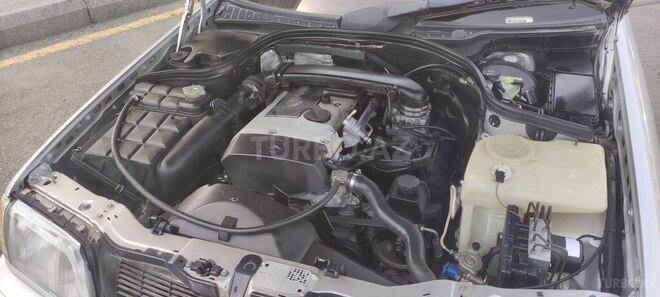 Mercedes C 230 2000, 333,234 km - 2.3 l - Gəncə