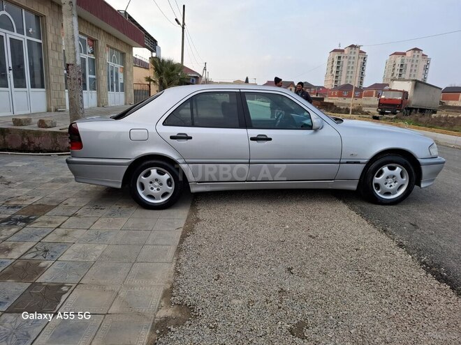 Mercedes C 180 1999, 242,892 km - 1.8 l - Masallı