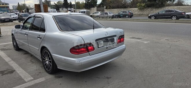 Mercedes E 320 2001, 480,000 km - 3.2 l - Bakı