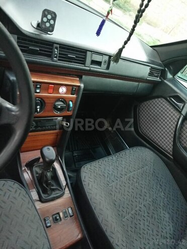 Mercedes E 250 1992, 777,770 km - 2.5 l - Tərtər