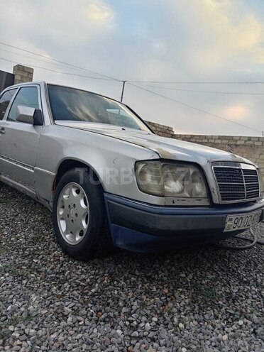 Mercedes E 250 1992, 777,770 km - 2.5 l - Tərtər