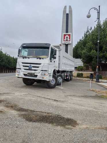 HOWO Sinotruk 2011, 312,000 km - 9.5 l - Qazax