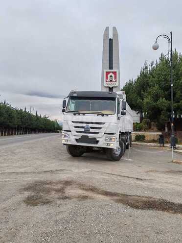 HOWO Sinotruk 2011, 312,000 km - 9.5 l - Qazax