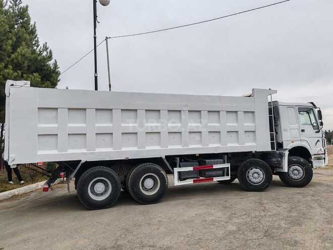 HOWO Sinotruk 2011, 312,000 km - 9.5 l - Qazax