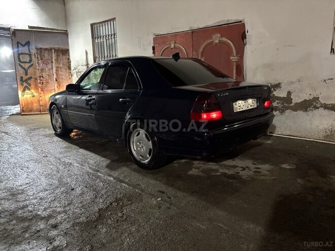 Mercedes C 220 d 1999, 595,000 km - 2.2 l - Bakı