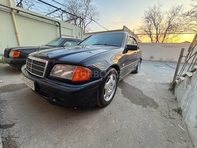 Mercedes C 220 d 1999, 595,000 km - 2.2 l - Bakı