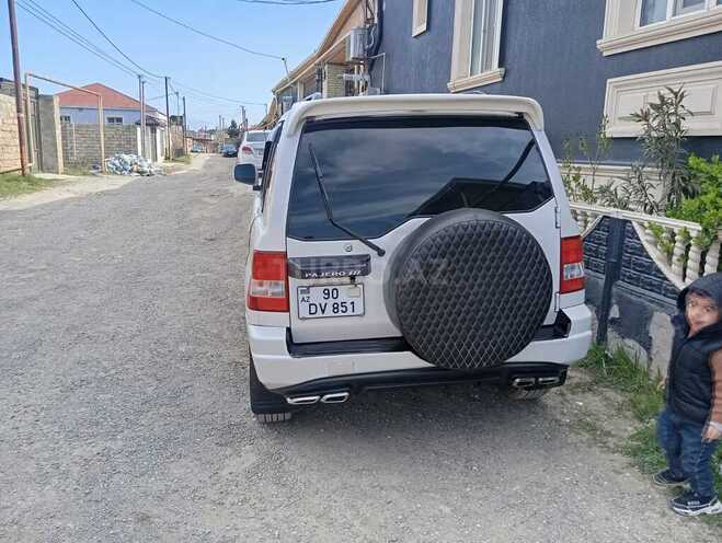 Mitsubishi Pajero io 1999, 190,175 km - 1.8 l - Bakı