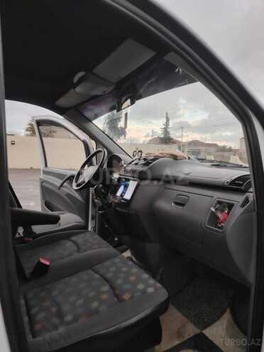 Mercedes Vito 2009, 220,000 km - 2.2 l - Bakı