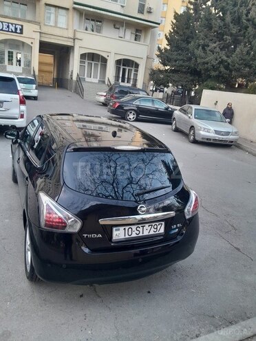 Nissan Tiida 2013, 220,000 km - 1.8 l - Bakı