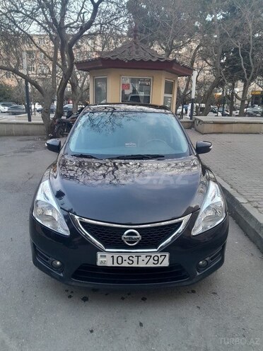 Nissan Tiida 2013, 220,000 km - 1.8 l - Bakı