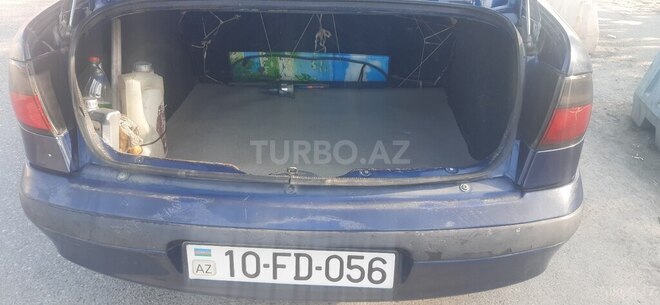 Renault Megane 1996, 359,000 km - 1.6 l - Bakı