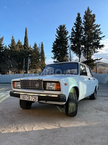LADA (VAZ) 2107 2008, 26,000 km - 1.6 l - Tovuz