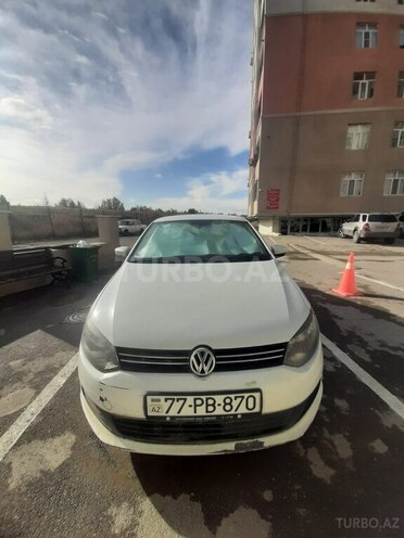Volkswagen Polo 2013, 250,000 km - 1.6 l - Bakı