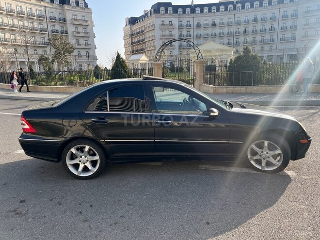 Mercedes  2004, 463,800 km - 2.6 л - Bakı