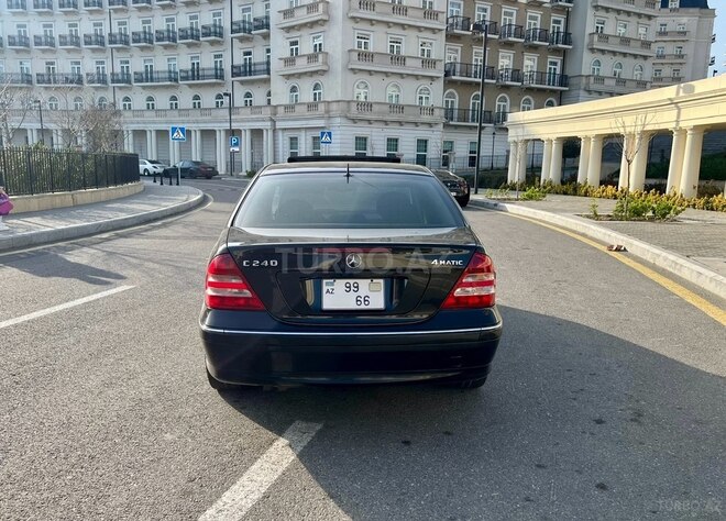 Mercedes  2004, 463,800 km - 2.6 л - Bakı